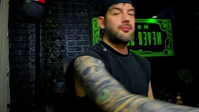 LexXHardy online show from February 2026 06:37:02 PM