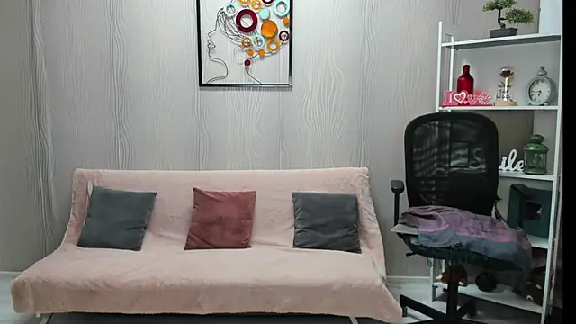 Cassandra Hotty online show from February 2026 04:42:02 AM