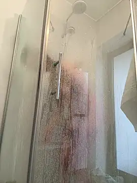 Snapshot of secretcrazy69 chatting on January 2025 08:51:02 AM secretcrazy69 online show from January 2025 08:51:02 AM