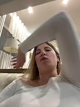 Snapshot of secretcrazy69 chatting on February 2025 08:19:02 AM secretcrazy69 online show from February 2025 08:19:02 AM