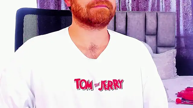 michacosio online show from February 2025 07:27:01 PM