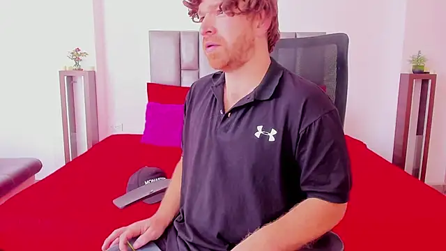 michacosio online show from October 2025 08:31:01 PM