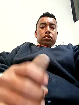 Snapshot of Diego_leon27 chatting on February 2026 05:51:02 AM Diego leon27 online show from February 2026 05:51:02 AM