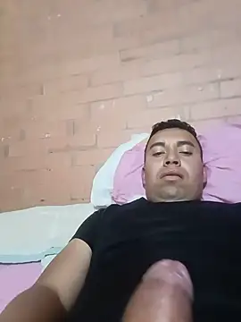 Snapshot of Diego_leon27 chatting on July 2026 03:17:01 AM Diego leon27 online show from July 2026 03:17:01 AM
