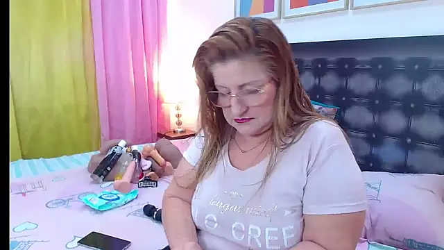 sandra 20 online show from May 2026 10:44:01 AM