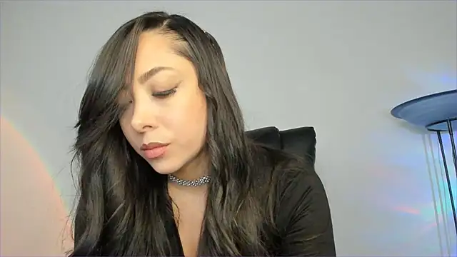 Snapshot of Mila__Paramo chatting on October 2025 07:12:02 PM Mila Paramo online show from October 2025 07:12:02 PM