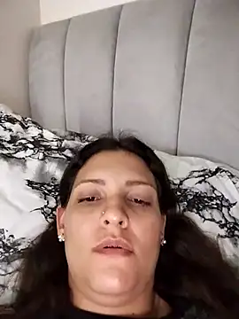 Mia Hampton online show from March 2025 08:43:02 PM