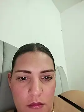 Mia Hampton online show from May 2026 06:37:02 PM