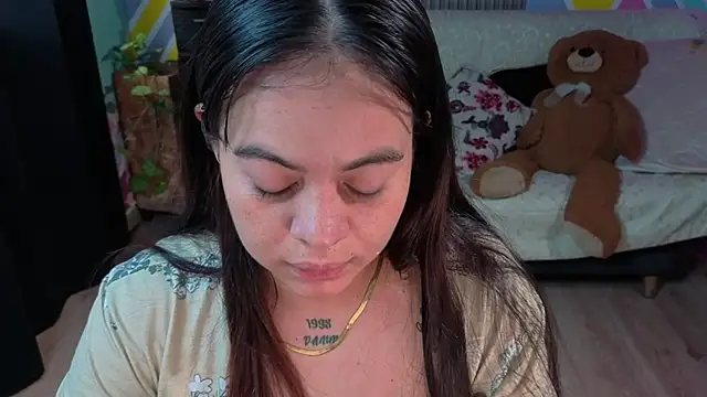 Cuttiealice online show from September 2025 12:50:02 PM