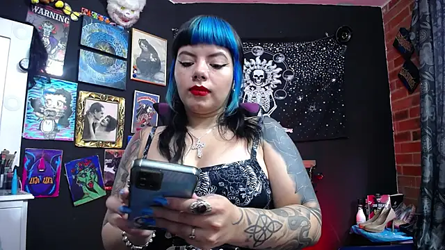 Yourmadame P online show from February 2025 03:27:02 PM