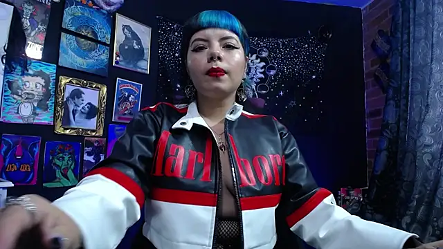 Yourmadame P online show from February 2025 06:46:01 PM