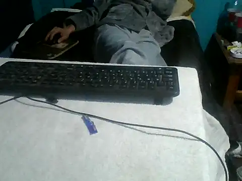 malekon76 online show from September 2025 09:54:01 AM