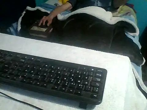 malekon76 online show from September 2025 10:41:01 AM