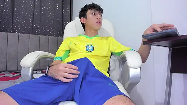 The skinnyguys online show from January 2025 10:45:01 PM