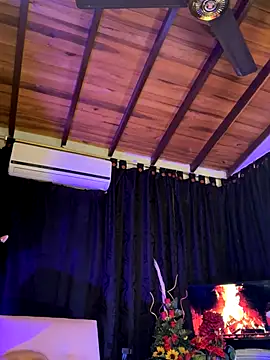 Snapshot of monroe_777 chatting on December 2025 12:07:01 AM monroe 777 online show from December 2025 12:07:01 AM