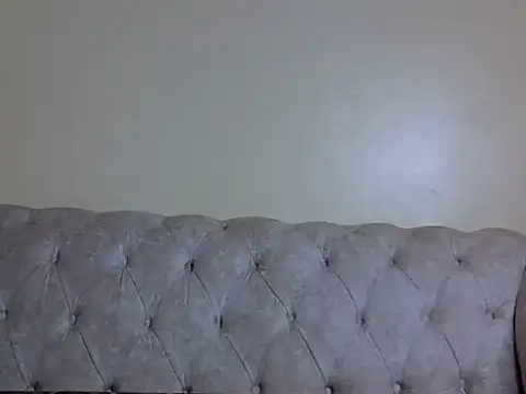 Bootieshake online show from August 2026 10:44:02 PM