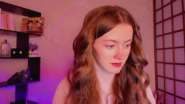 Snapshot of KateCuddle chatting on February 2025 02:19:01 AM KateCuddle online show from February 2025 02:19:01 AM