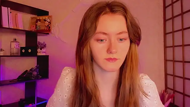 Snapshot of KateCuddle chatting on February 2025 02:08:01 AM KateCuddle online show from February 2025 02:08:01 AM