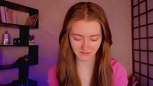 Snapshot of KateCuddle chatting on February 2025 02:03:01 AM KateCuddle online show from February 2025 02:03:01 AM