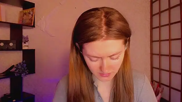 Snapshot of KateCuddle chatting on February 2025 01:57:01 AM KateCuddle online show from February 2025 01:57:01 AM