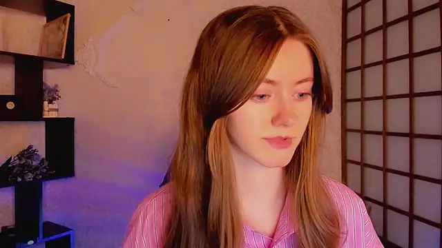 Snapshot of KateCuddle chatting on March 2025 02:36:02 AM KateCuddle online show from March 2025 02:36:02 AM