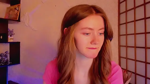 Snapshot of KateCuddle chatting on March 2025 05:18:02 AM KateCuddle online show from March 2025 05:18:02 AM