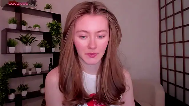 Snapshot of KateCuddle chatting on February 2026 02:21:02 AM KateCuddle online show from February 2026 02:21:02 AM