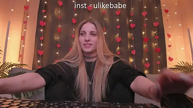 Anna Fink online show from February 2025 12:10:01 AM