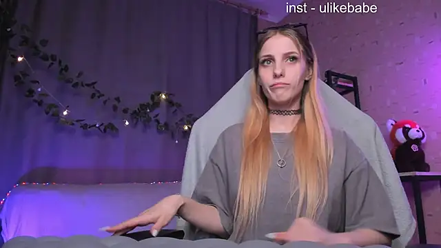 Anna Fink online show from March 2025 08:50:02 PM