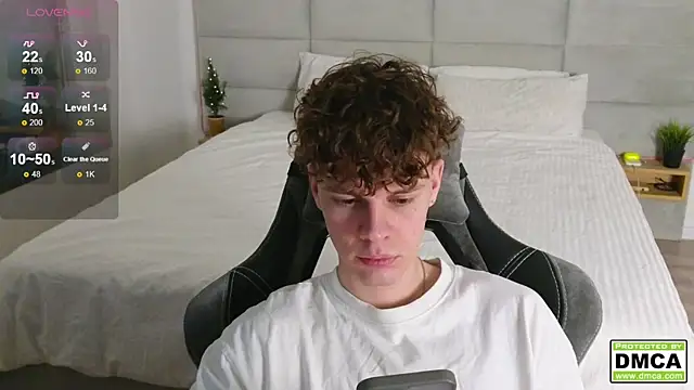 cute thomas online show from December 2024 04:38:01 AM