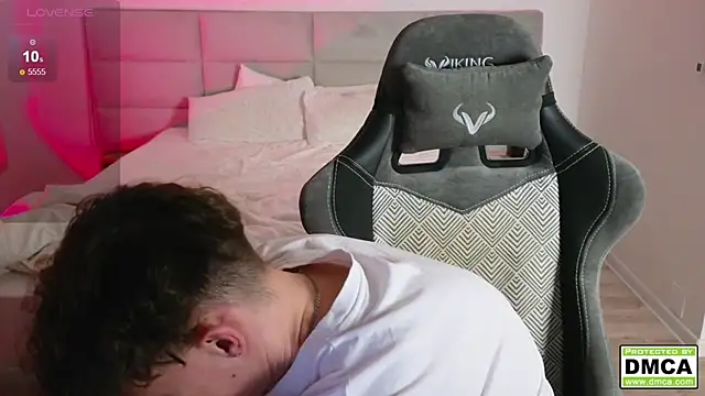 cute thomas online show from February 2025 12:29:01 AM