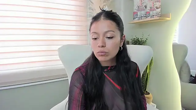 julieta evans  online show from February 2026 08:31:02 PM