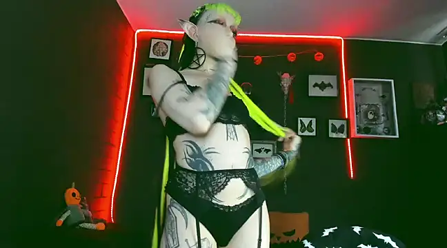 insania 9999  online show from December 2024 06:38:02 PM