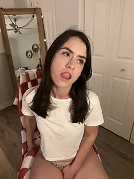 Snapshot of Wetbabygirlxo chatting on January 2025 02:14:02 AM Wetbabygirlxo online show from January 2025 02:14:02 AM