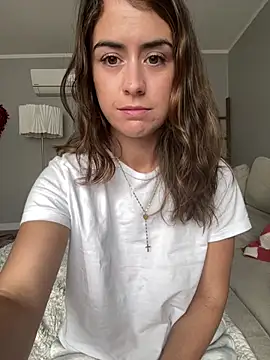 Snapshot of Wetbabygirlxo chatting on February 2025 04:43:02 PM Wetbabygirlxo online show from February 2025 04:43:02 PM