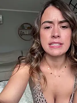 Snapshot of Wetbabygirlxo chatting on October 2025 02:42:02 PM Wetbabygirlxo online show from October 2025 02:42:02 PM