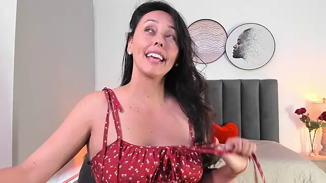 SaharaGarcia   online show from February 2025 08:14:02 PM