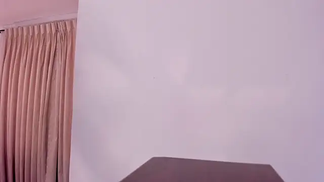 Snapshot of tiana_cruz chatting on January 2026 11:35:01 AM tiana cruz online show from January 2026 11:35:01 AM