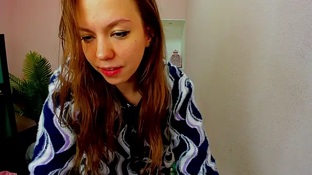 Persephoni online show from September 2025 10:44:02 PM