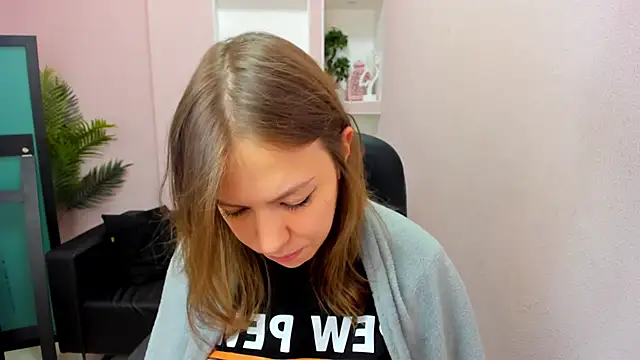 Persephoni online show from January 2026 04:54:02 PM