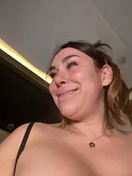 LeaGambit   online show from February 2025 04:26:02 AM