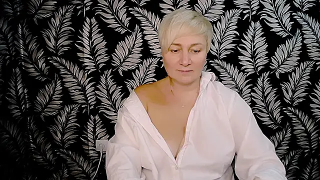 Snapshot of Olivia_playful chatting on December 2024 04:29:02 PM Olivia playful online show from December 2024 04:29:02 PM