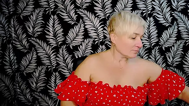 Snapshot of Olivia_playful chatting on December 2024 12:18:02 PM Olivia playful online show from December 2024 12:18:02 PM