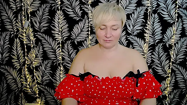 Snapshot of Olivia_playful chatting on March 2025 12:32:02 PM Olivia playful online show from March 2025 12:32:02 PM