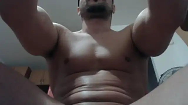 Snapshot of alex_blu chatting on April 2026 12:29:02 PM alex blu online show from April 2026 12:29:02 PM