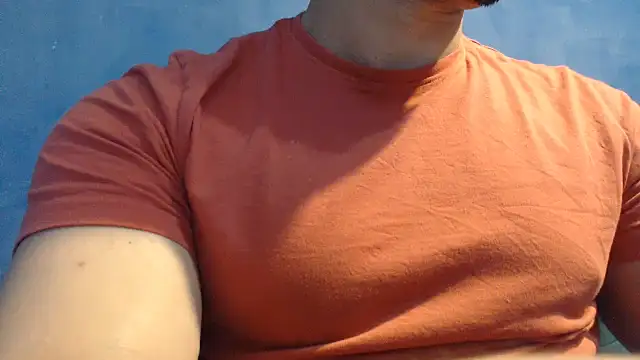 Snapshot of alex_blu chatting on May 2026 02:44:01 PM alex blu online show from May 2026 02:44:01 PM