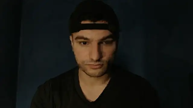 Snapshot of alex_blu chatting on May 2026 10:11:02 AM alex blu online show from May 2026 10:11:02 AM