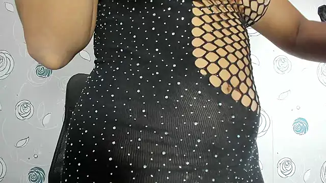 luna evaa online show from February 2025 08:21:01 PM