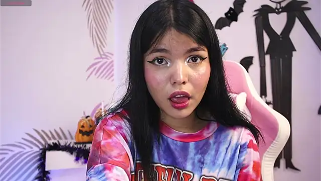 Snapshot of dianebleu chatting on October 2025 03:42:02 AM dianebleu online show from October 2025 03:42:02 AM