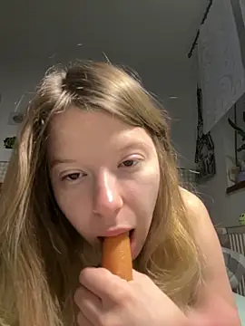 kimczii online show from May 2026 06:20:01 AM